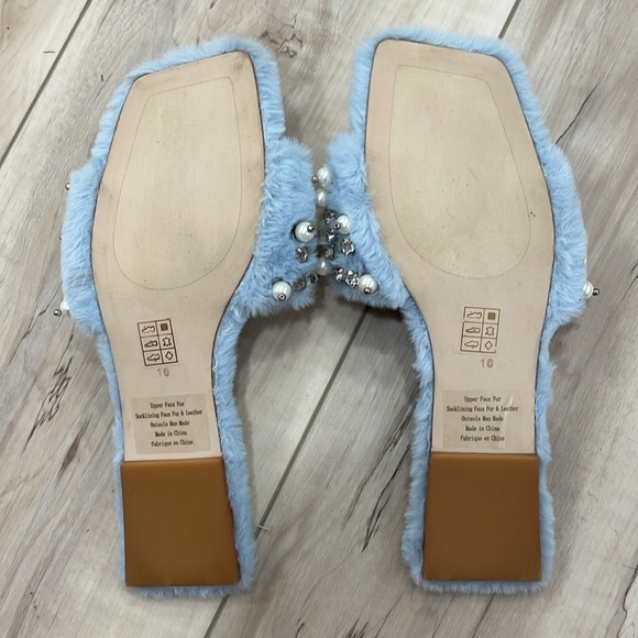 NWT JEFFERY CAMPBELL Facile Faux Fur Slides Baby Blue Pearl & Rhinestone Size 10 - Picture 5 of 10